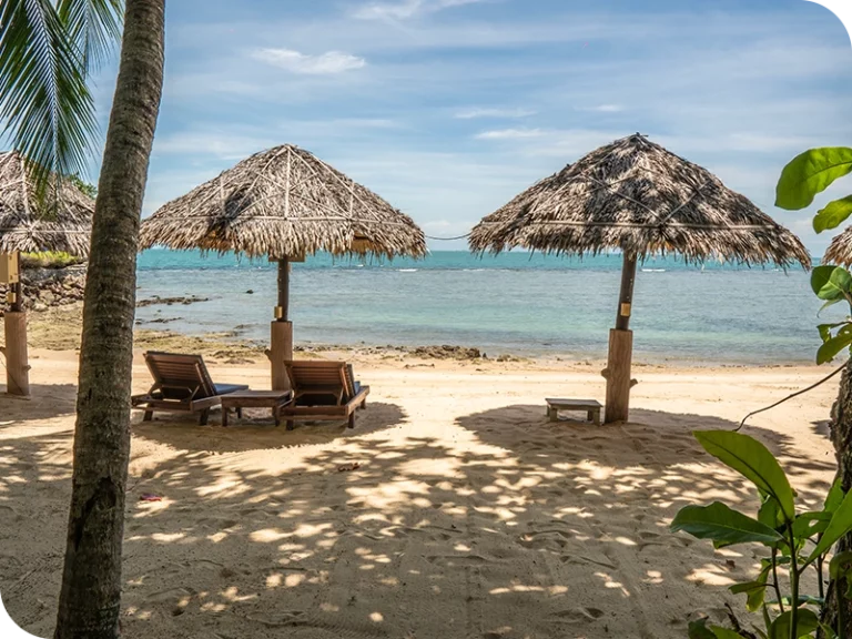 holina_wellness_private_beach_14