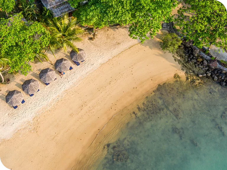 holina_wellness_private_beach_4